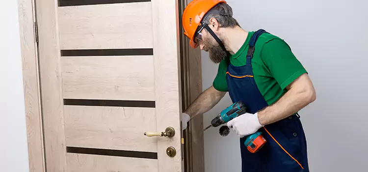 Replace Internal Door Handle with Lock Butte
