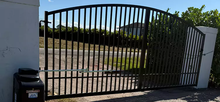 Driveway Fence Repair Butte